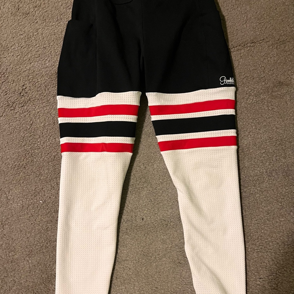 Bombshell Sportswear Classic Black Leggings
